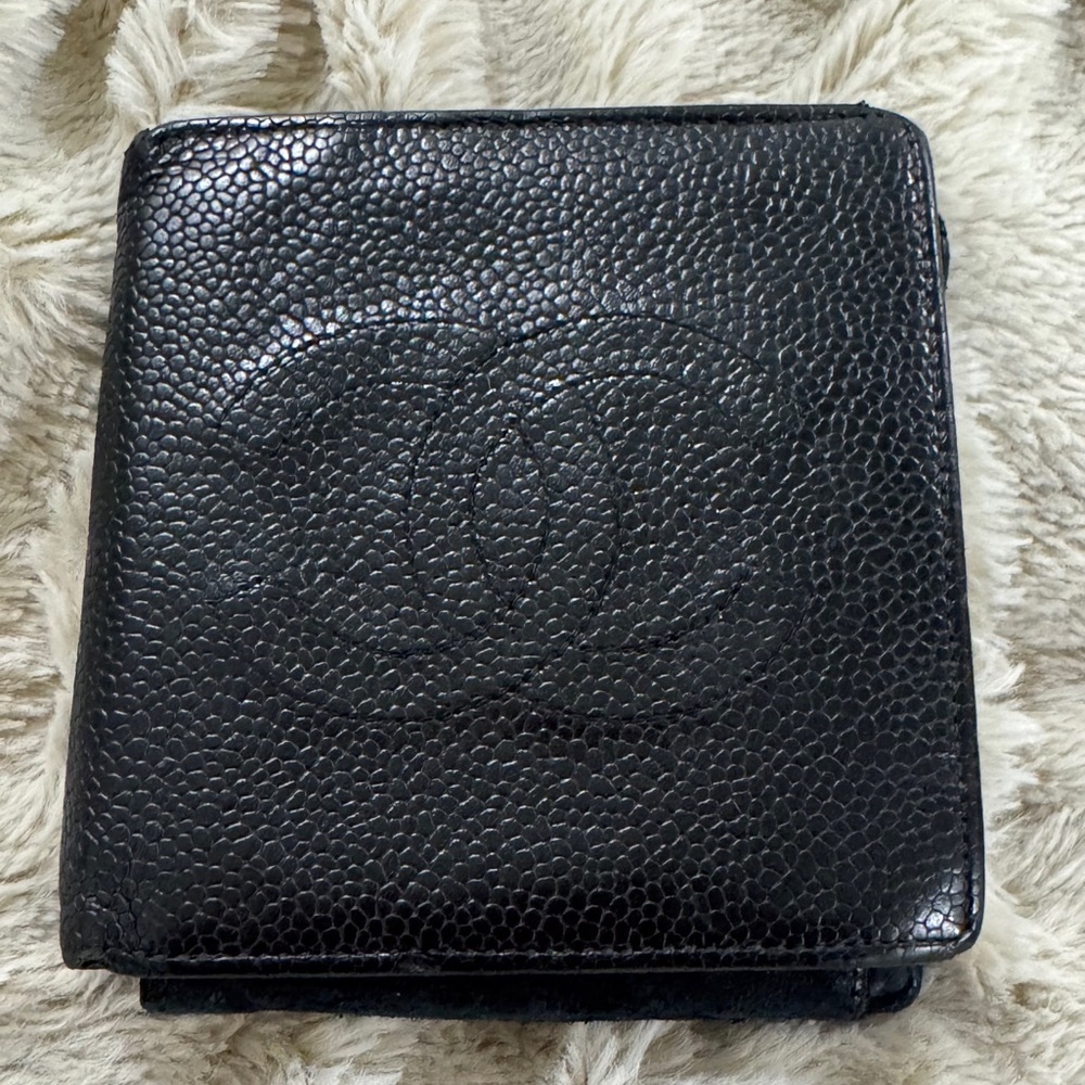 Chanel Caviar Leather Bifold Wallet - Black